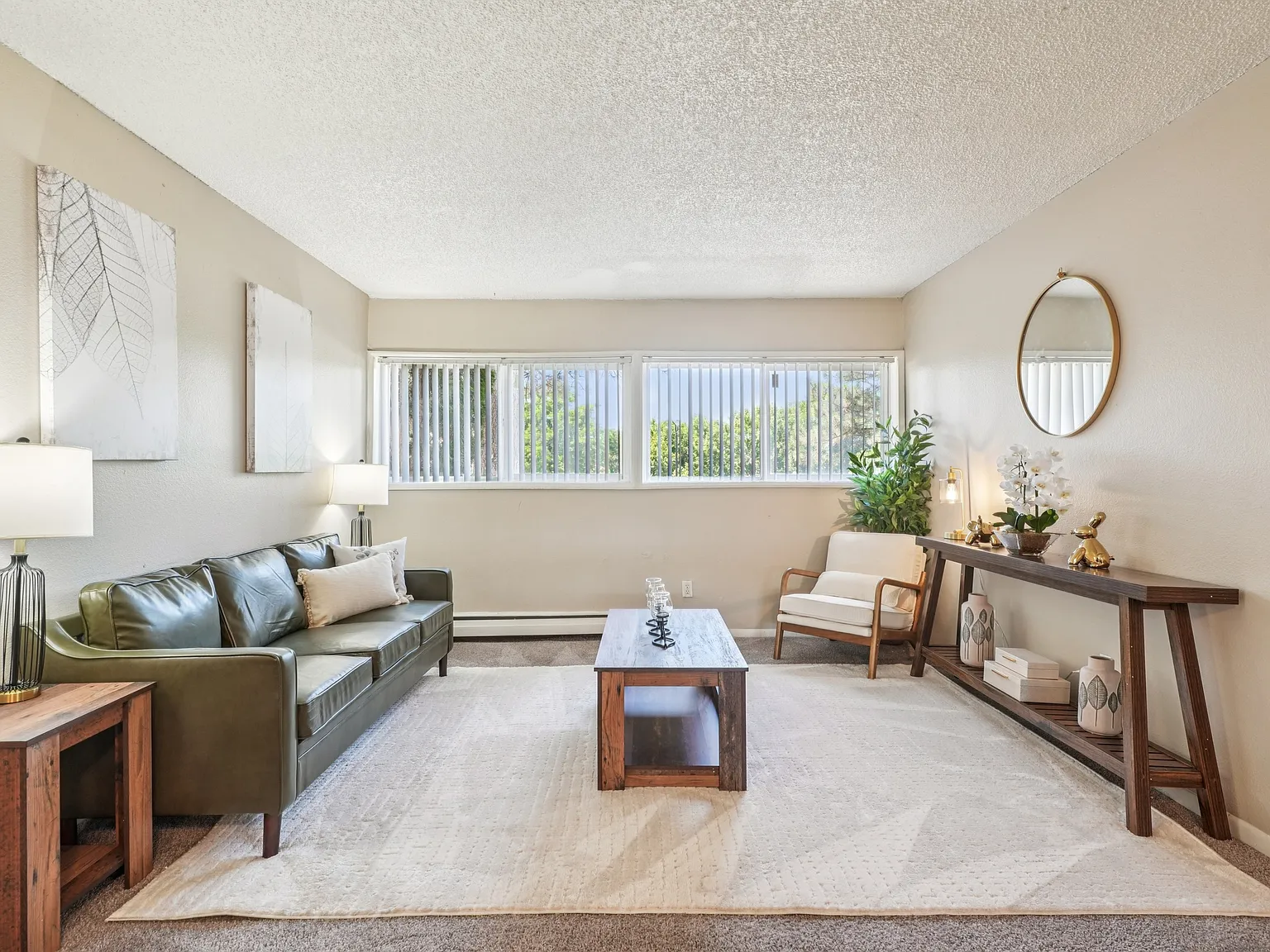 The Montecito Apartments — Photo 2