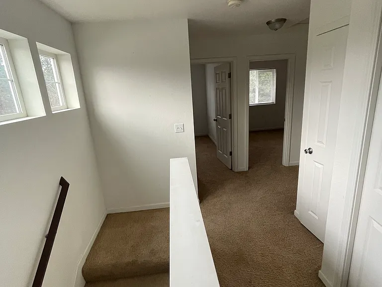 9907 Farwest Dr SW — Photo 10