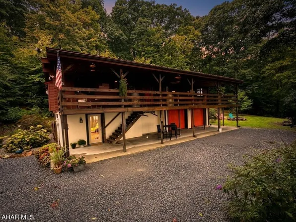 206 Buckingham Rd, New Enterprise, PA 16664