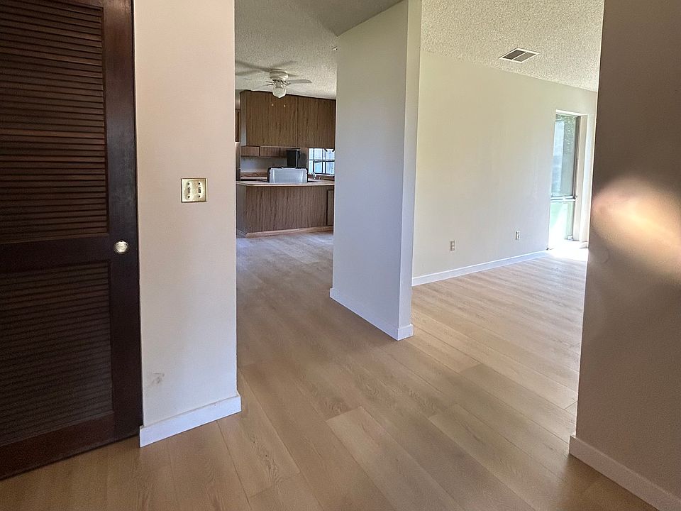 1st image of 7819 21st Ave