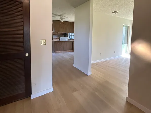 7819 21st Ave, Sacramento, CA 95820