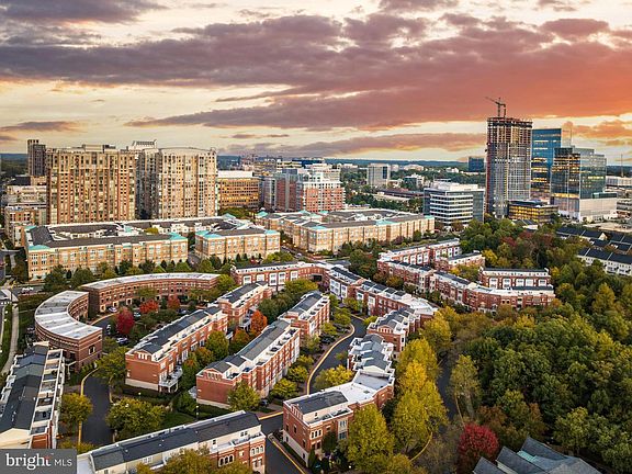 3rd image of 12147 Chancery Station Cir