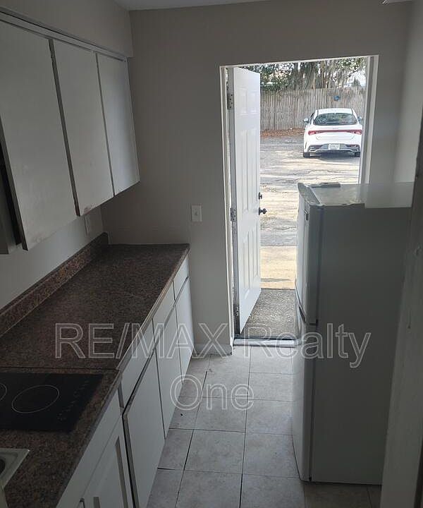 2nd image of 74 S Washington St #4
