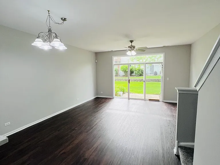3104 Falling Waters Ln — Photo 2