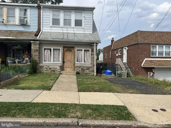 725 Rhawn St, Philadelphia, PA 19111