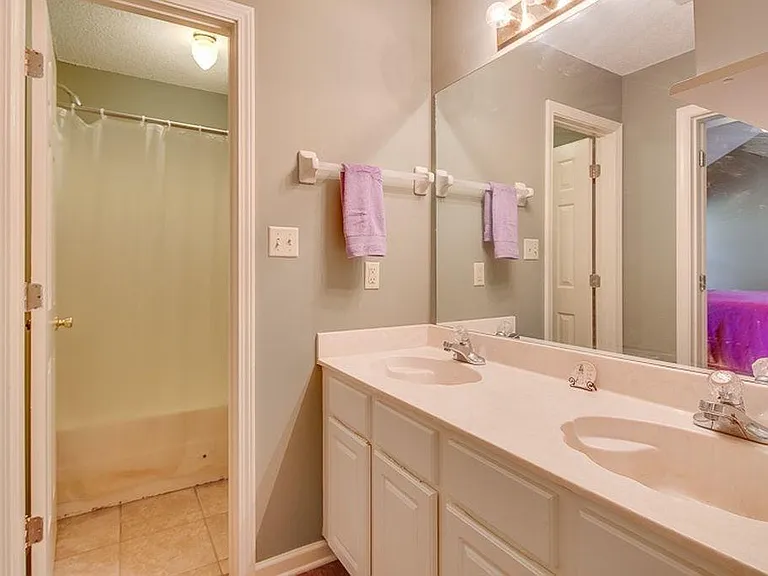7814 Brady Hollow Cv — Photo 18