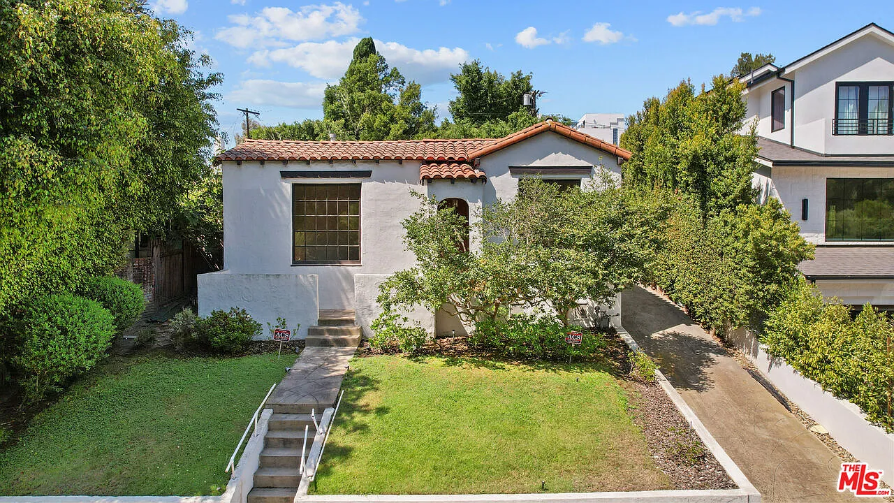 4 bed, 3.0 bath, 2000 sqft, $7,000 — Photo 4