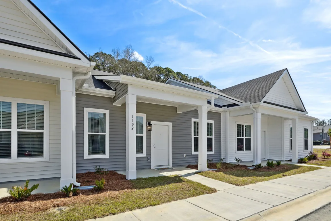 Arbor View Townhomes apartments community photo