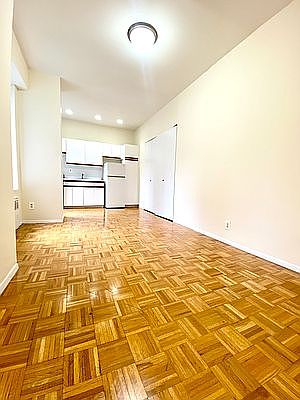 1st image of 519 E 78th St APT 6f