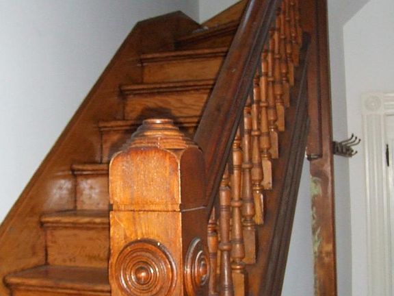Stairwell, foyer
