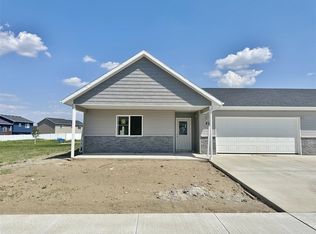82 Mulberry Loop NE, Minot, ND 58703