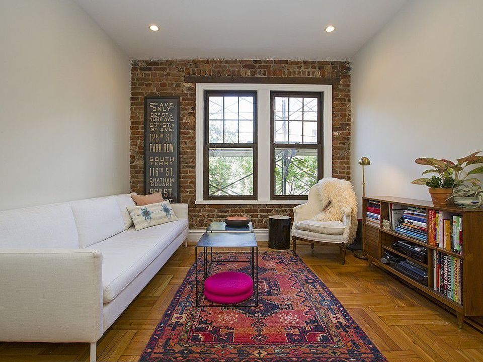 1st image of 442 Hudson St #4L