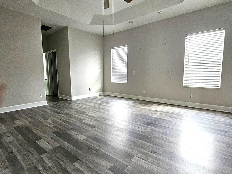 2720 SE Kern Rd — Photo 6