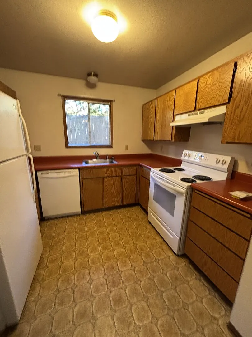 1008 Harrison Street — Photo 3