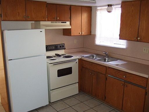 4th image of 34 W Russett Ave #B