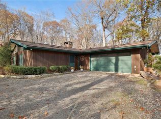 4 Dogwood Ln, Pound Ridge, NY 10576
