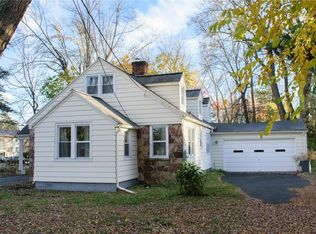 165 Westside Dr, Rochester, NY 14624