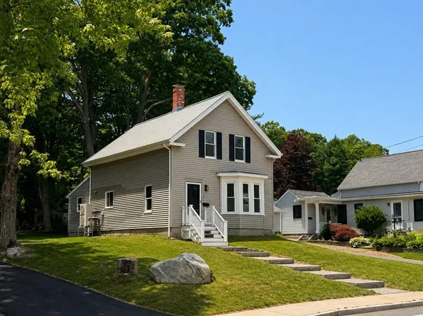 153 Union St, Randolph, MA 02368