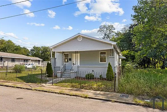 3 bed, 1074 sqft, $1,095 — Photo 4