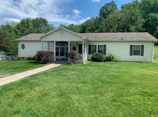 1155 Ross Rd, Lexington, VA 24450