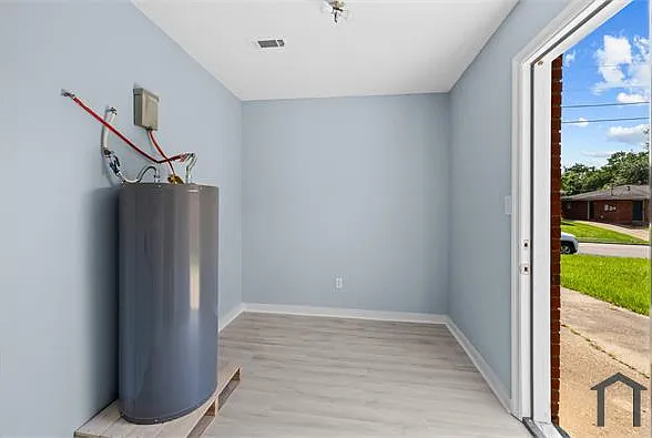 3613 Erwin Dr — Photo 12