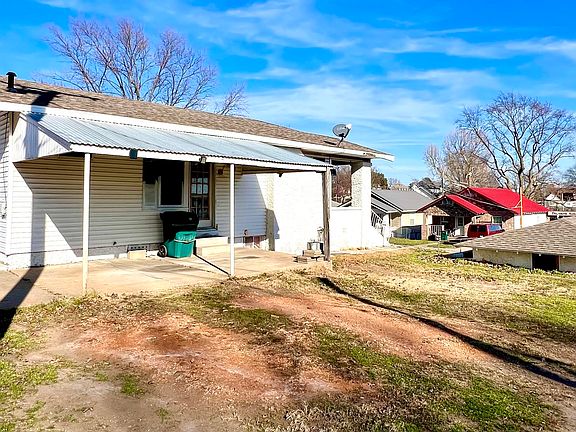 5th image of 212 N Central Avenue