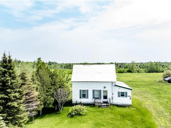 1175 Saint Sosime Rd, Harcourt, NB E4T 2G4