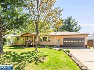 721 Maple Dr, Aurora, MN 55705