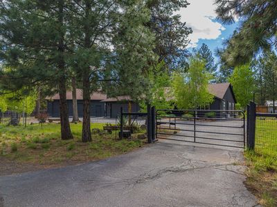55965 Blue Eagle Rd, Bend, OR, 97707