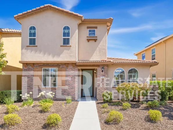 203 Rochdale St, Roseville, CA 95661