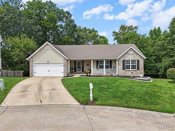 2nd image of 1094 Treeshade Dr