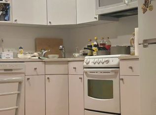 15 Euston Rd APT 23, Brighton, MA 02135