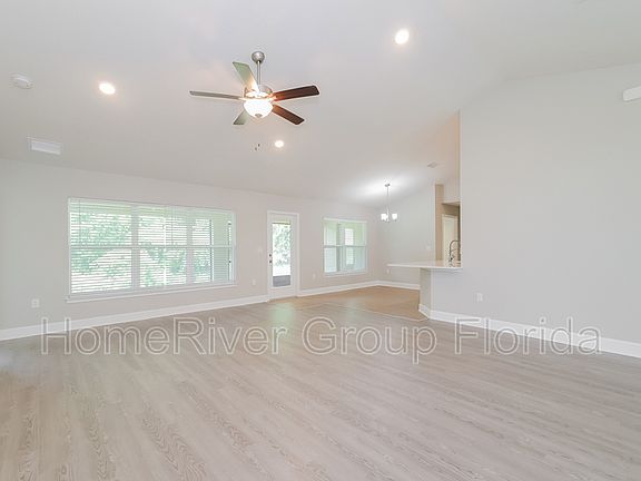 3rd image of 345 Cimarron Ct