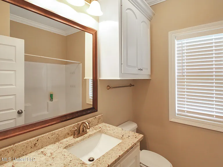 203 Buttonwood Ln — Photo 15