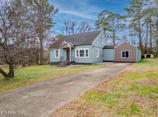 6011 Chalmers Dr, Knoxville, TN 37920