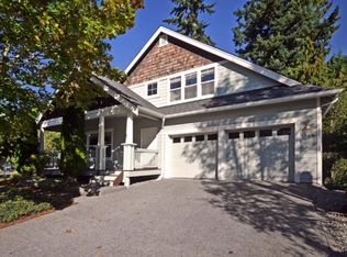 8806 NE 178th St, Bothell, WA 98011