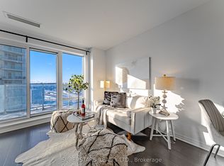 2015 Sheppard Ave E #2211, Toronto, ON M2J 0B3