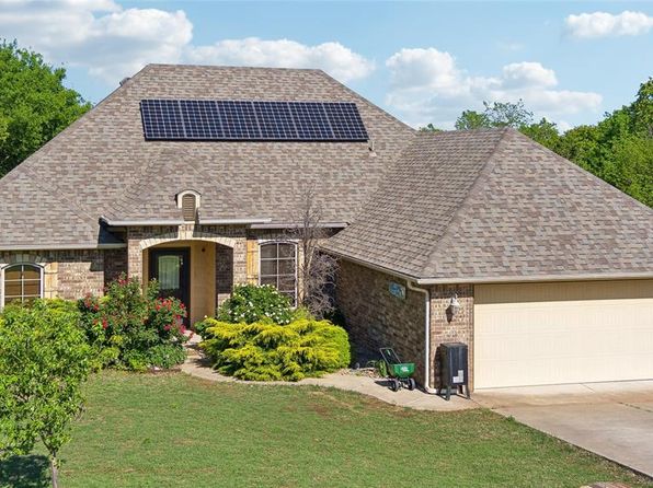 26980 Briar Oak Dr, Blanchard, OK 73010
