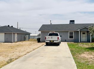 2104 Iris St, Carlsbad, NM 88220