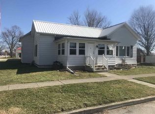 112 N Morgan St, Mentone, IN 46539