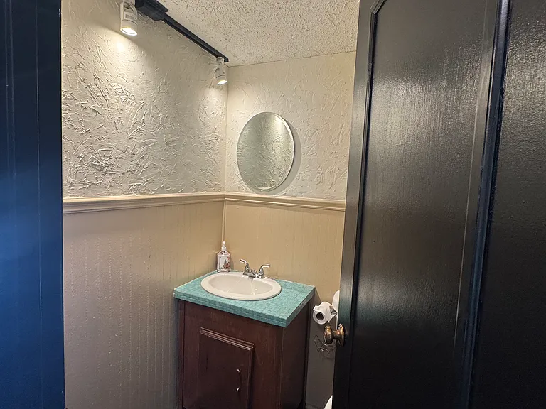 181 Carmel Woods Dr — Photo 5