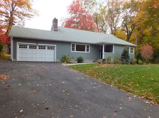 145 Lockwood Rd, Fairfield, CT 06825