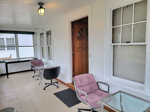 3rd image of 166 Harvard St