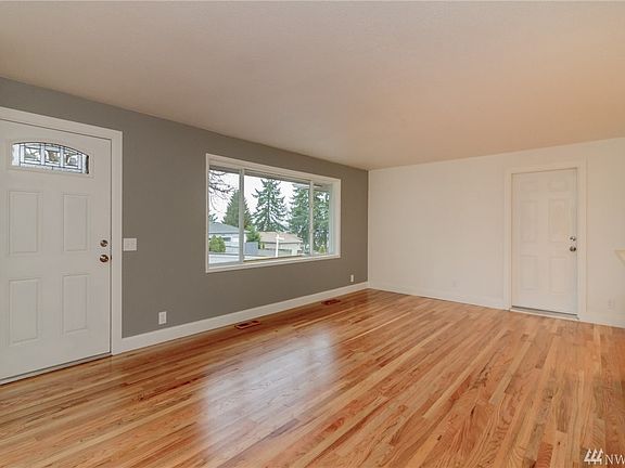 3rd image of 4449 S 176th St