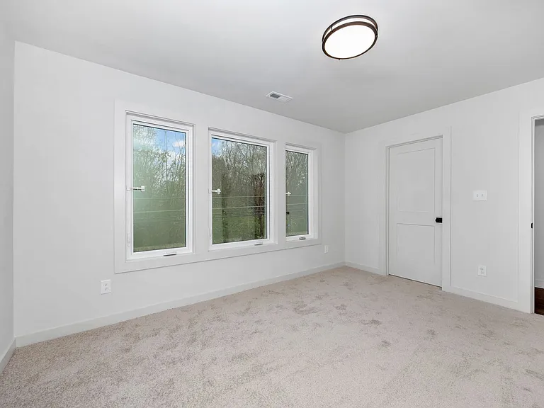 2506 Freeman Rd — Photo 26