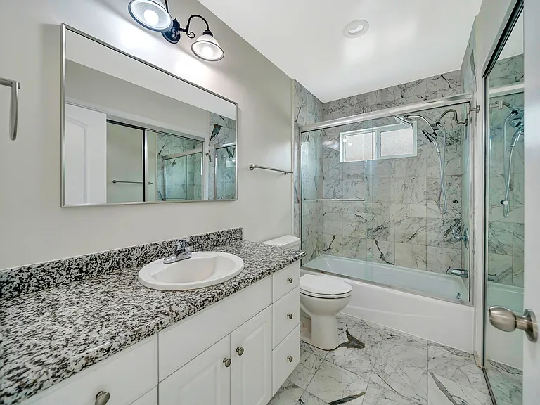 10951 Whitegate Ave — Photo 31
