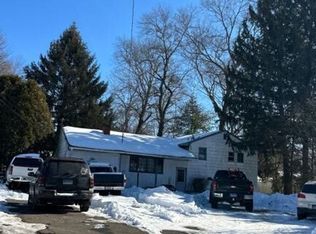 12 Fallon Dr, North Haven, CT 06473