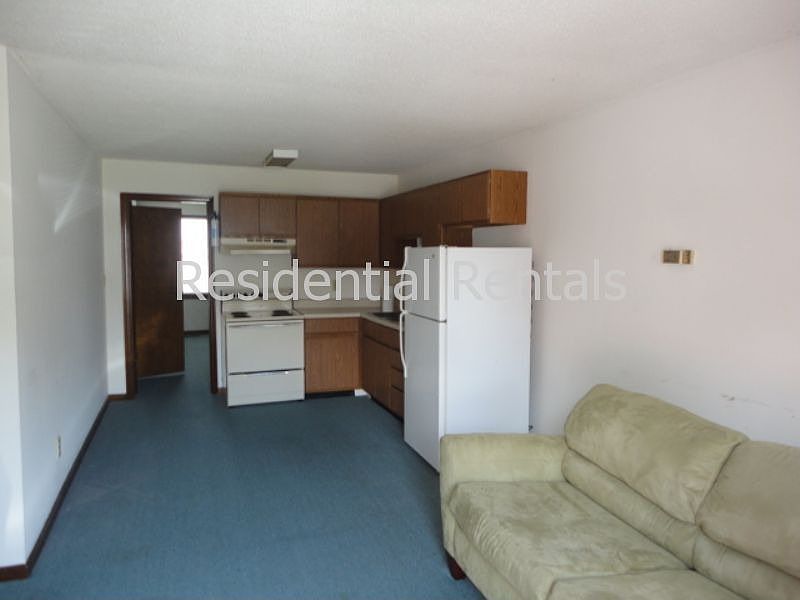 2nd image of 110 N Church St APT C