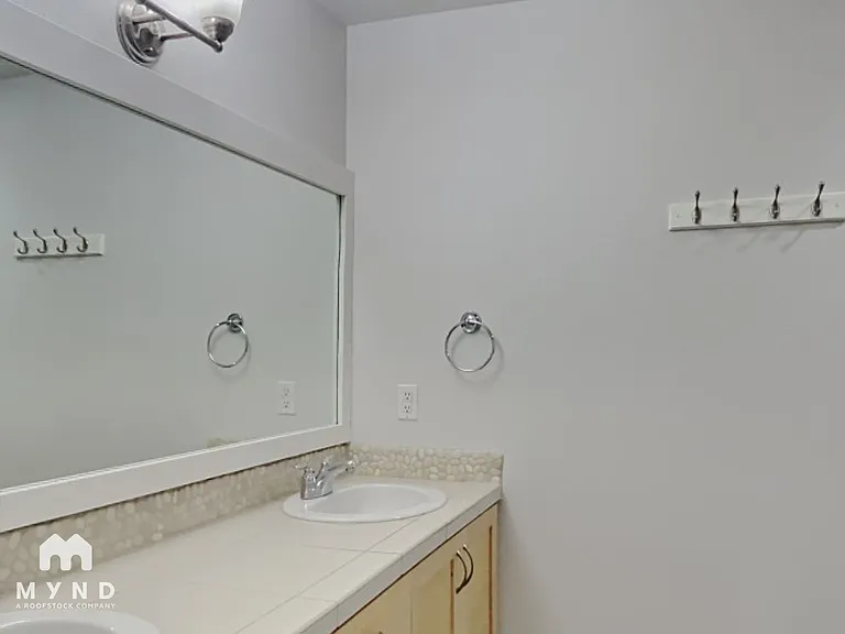 2257 NW Hidden Ln — Photo 10