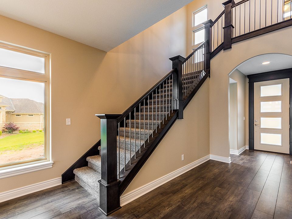 1st image of 1121 Lochenshire Cir